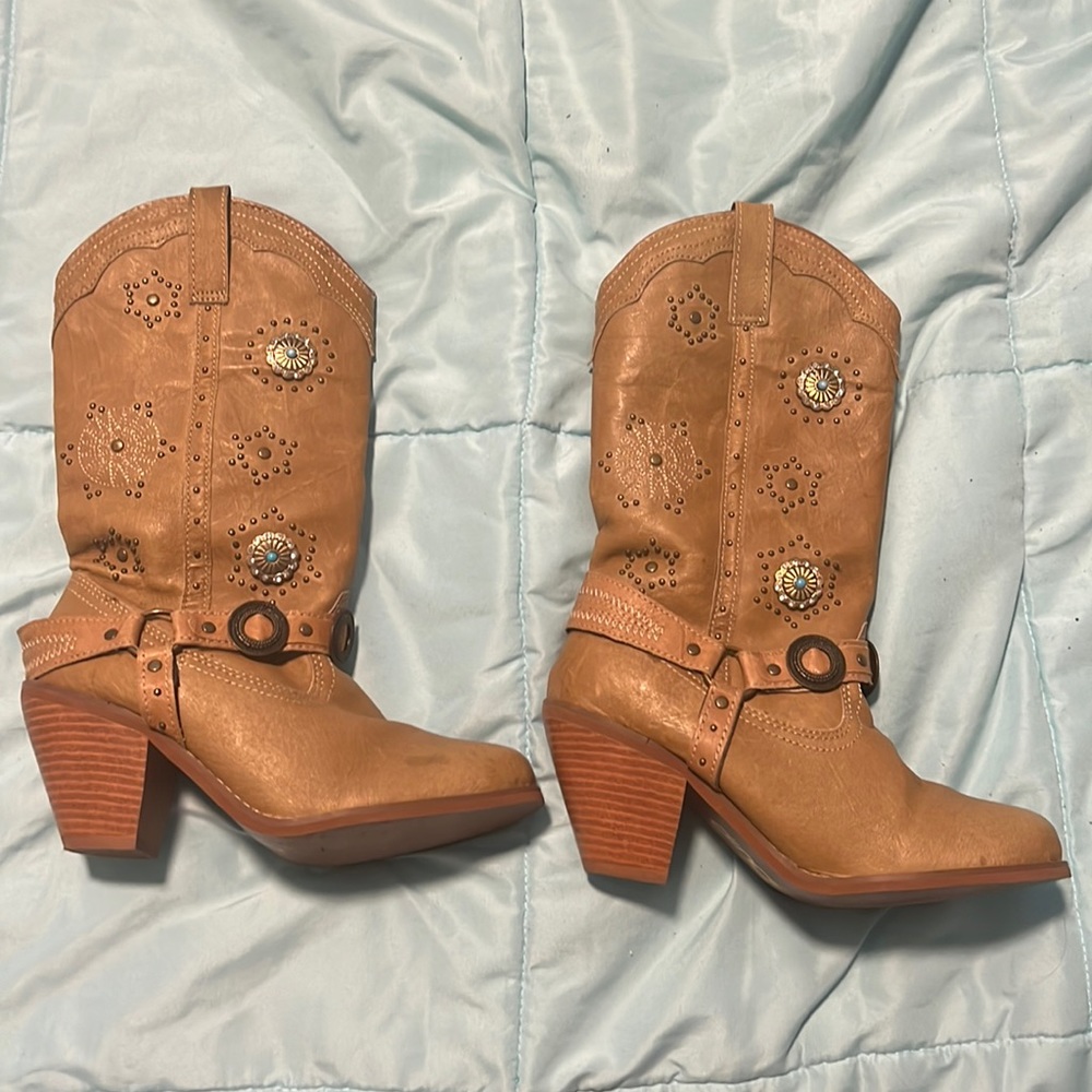 Dingo Leather cowgirl boots